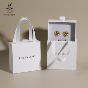 PUPPYSEW 50 pezzi Scatola con cassetto con maniglia Scatola per imballaggio di gioielli Scatola per gioielli con orecchini Scatola per gioielli con orecchini ad anello Scatola di carta per gioielli con collana e braccialetto Scatola regalo