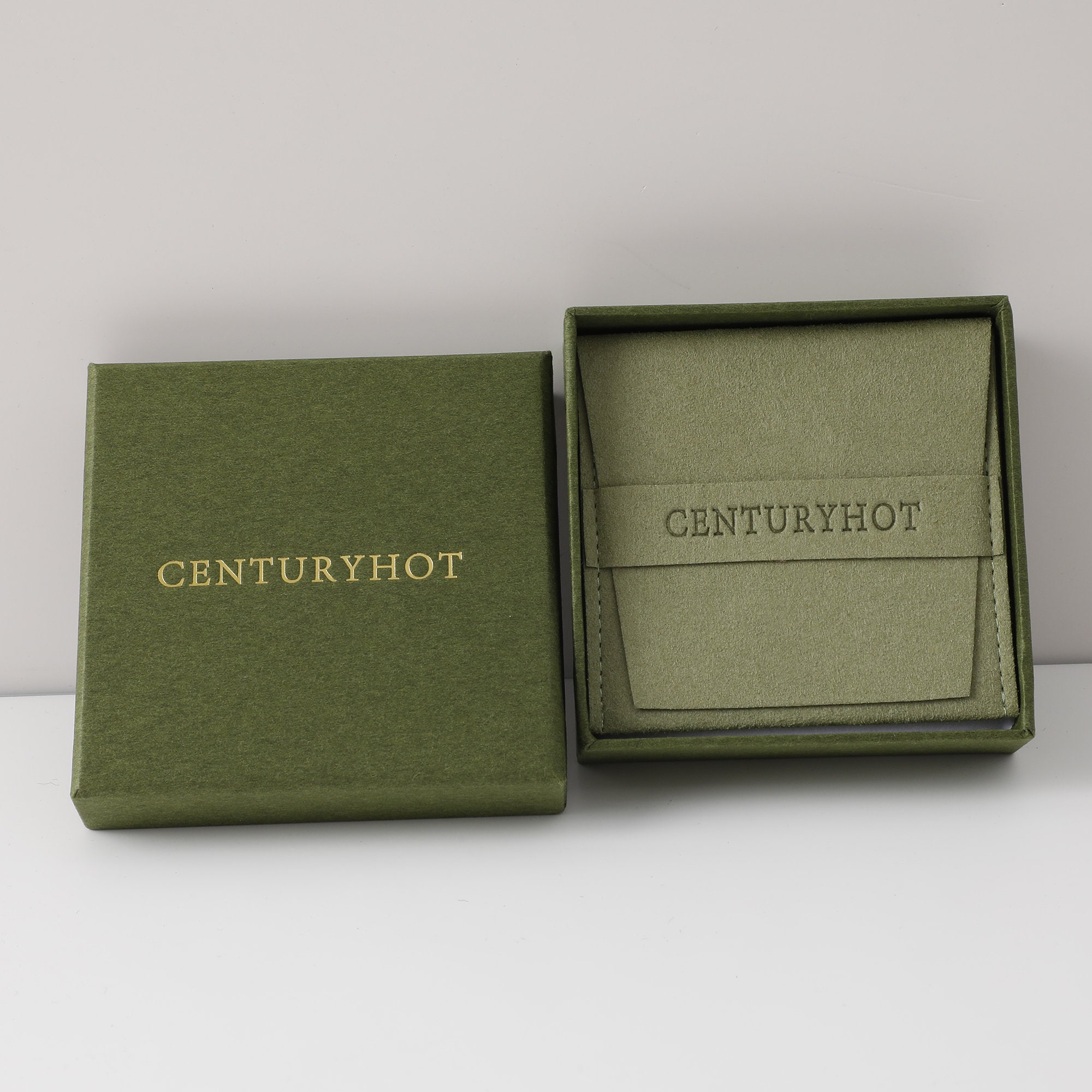 Wedding planners & small brands: Debossed logo microfiber pouch – 40% higher guest recall vs. printed alternatives (from product introduction)