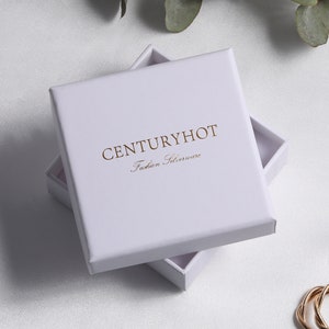 50 8*8 Custom Logo White Paper Jewelry Packaging Box Bracelet PendantsLuxury packaging custom logo paper boxes gift box