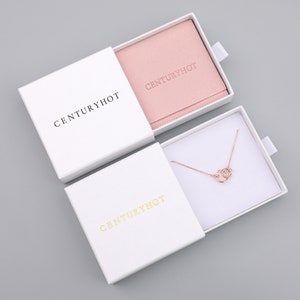 50 piezas Caja de regalo blanca Cartón Anillo multicolor Collar Pulsera Joyería Logotipo personalizado Elegante Embalaje de joyería pequeña Día de la madre imagen 5