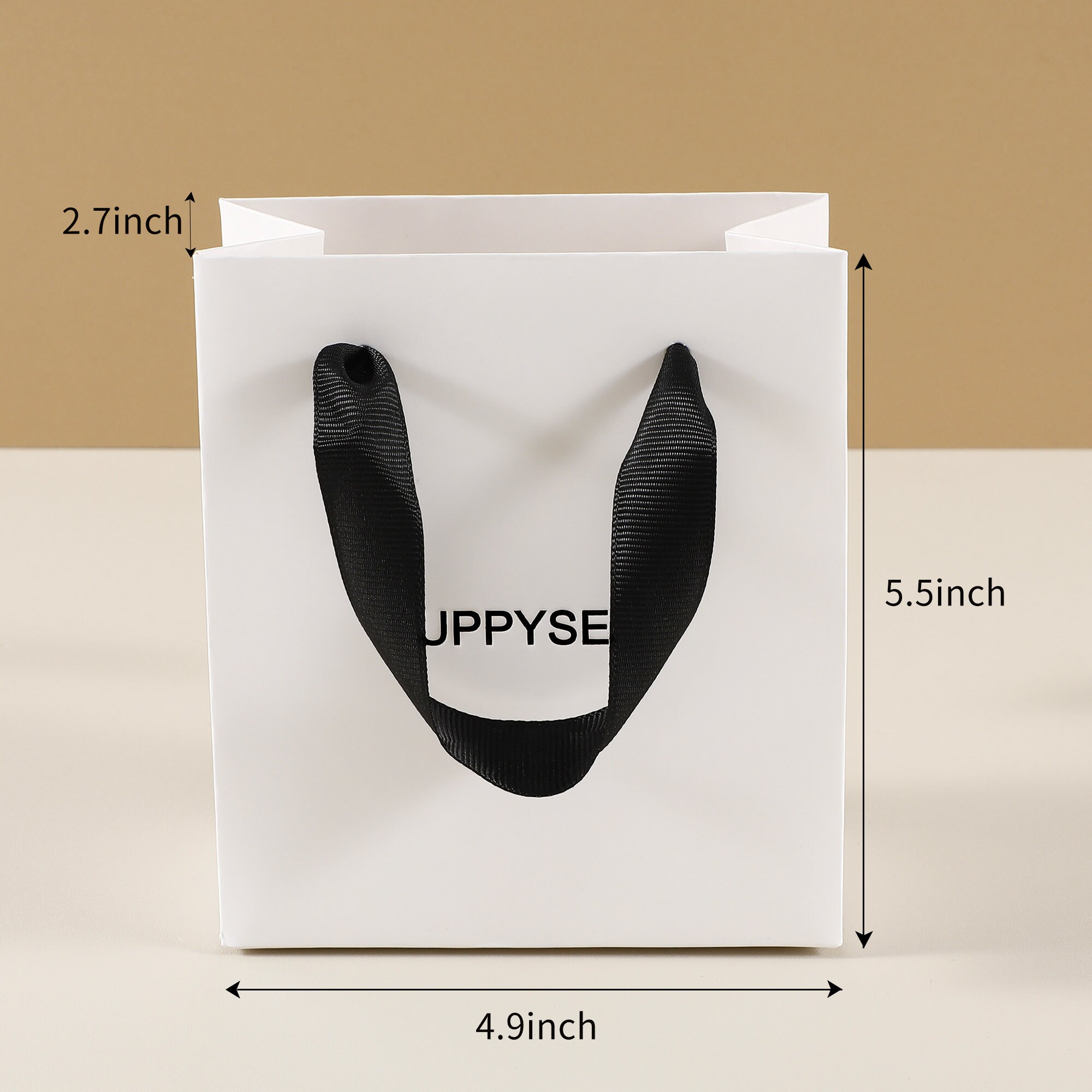 How to Pick White Red Wine Paper Bags? Custom logo with foil or ink printing for brand alignment