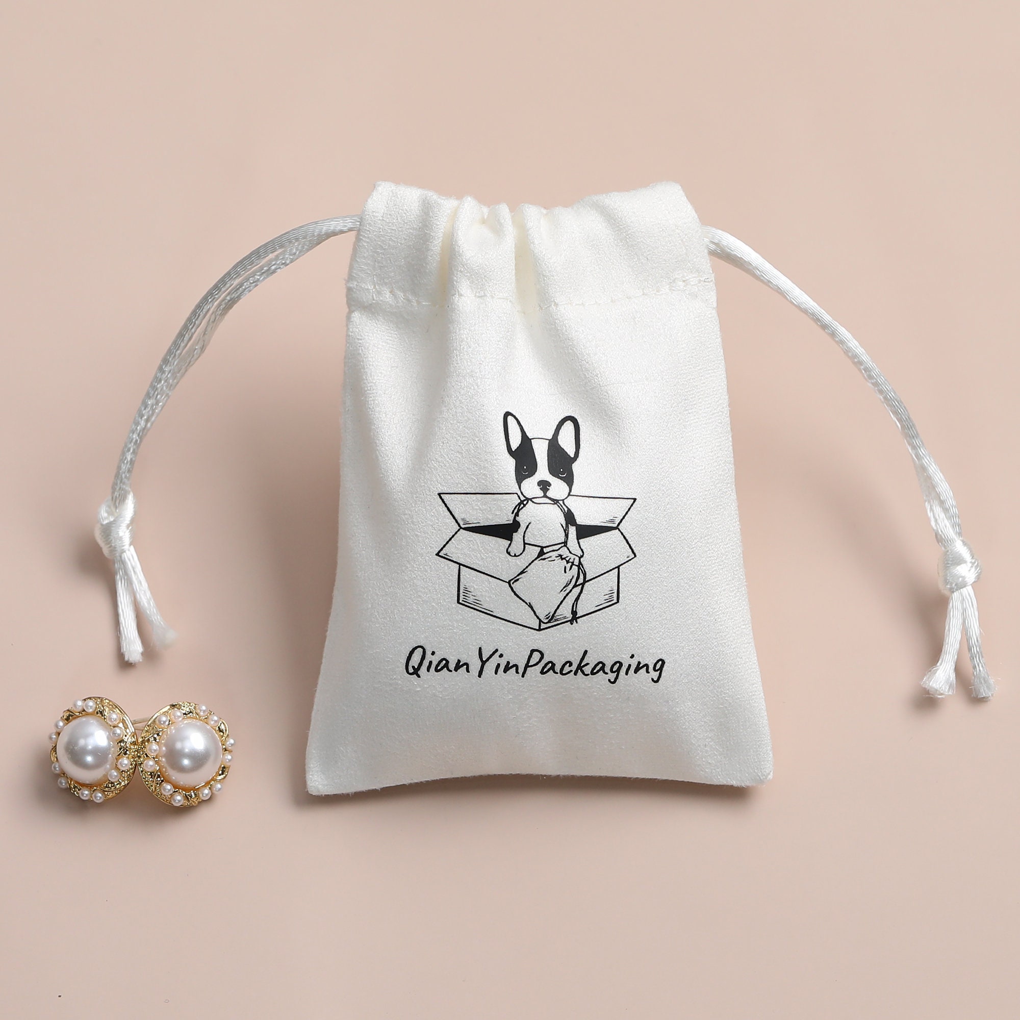 Free-shipping suede drawstring bags with soft, durable suede material for jewelry protection
