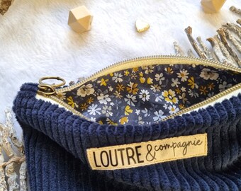 Pochette en velours côtelé bleu marine