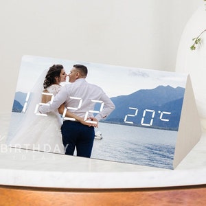 Personalized Wooden LED Digital Alarm Clock with photo / text, Gift for couple, Family, Housewarming, Wedding, Friend, Celebration, Events!