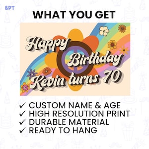 Pu&ograve; includere: Un cartello di compleanno in stile retr&ograve; con la scritta "Happy Birthday Kevin turns 70". Il design include un simbolo di pace, fiori e un arcobaleno. Il cartello indica anche che &egrave; personalizzabile, ad alta risoluzione, durevole e pronto per essere appeso.