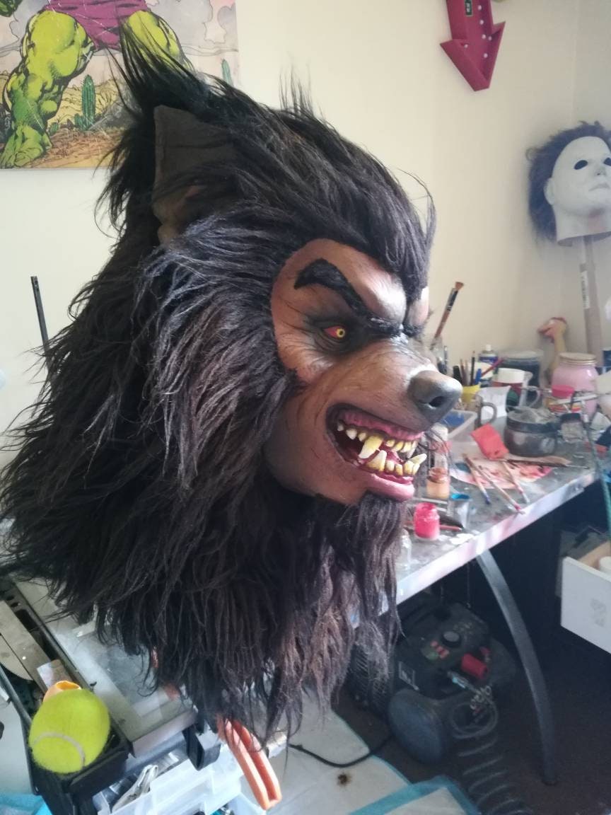 CreepyParty Graue Werwolfmaske – Latex Vollkopfmaske, Gruselig, Für Halloween, Karneval & Kostümpartys, Erwachsenengröße