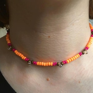 Colourful Teardrop Choker Necklace - Orange and Pink Seed Bead Necklace - Seed Bead Choker - Colorful Necklace - 90s Bead Choker - BeadWell