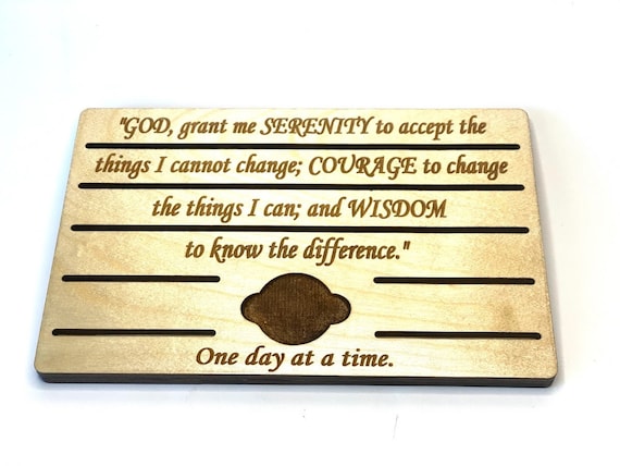 Medallion/token holder trey recovery serenity prayer