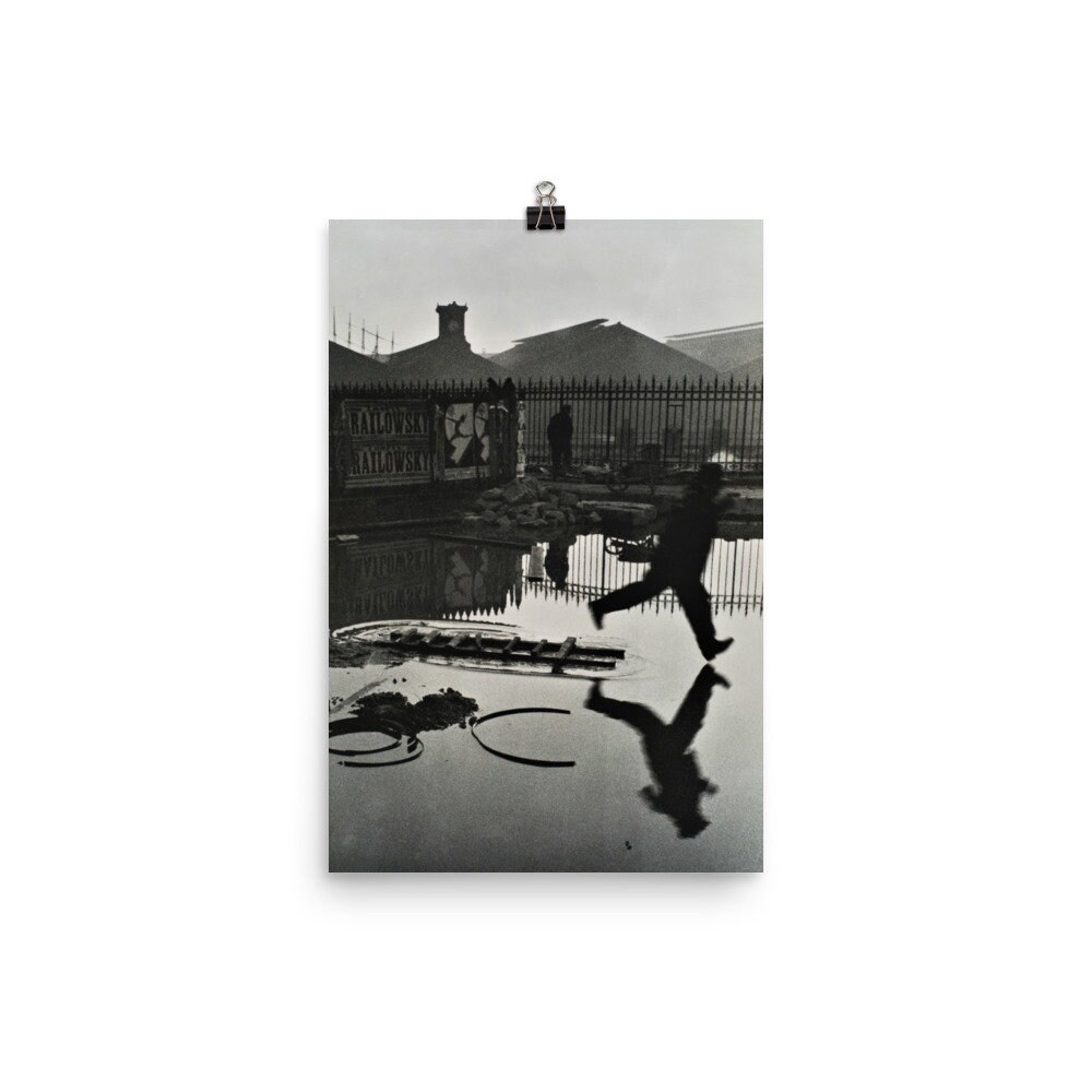 アンリ・カルティエ＝ブレッソンの「サン・ラザール駅の裏側」ポスター