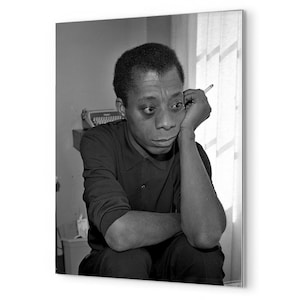 Metaalprint James Baldwin: literair portret, modern interieur