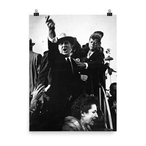 Lyndon B. Johnson und John F. Kennedy im Wahlkampf 1960 in Amarillo, Texas Poster Druck