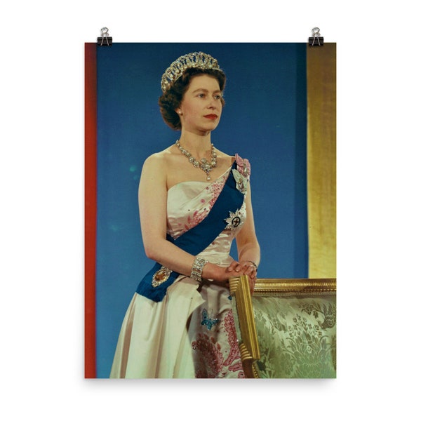 Queen Elizabeth II Official Portrait 1959 Poster Print