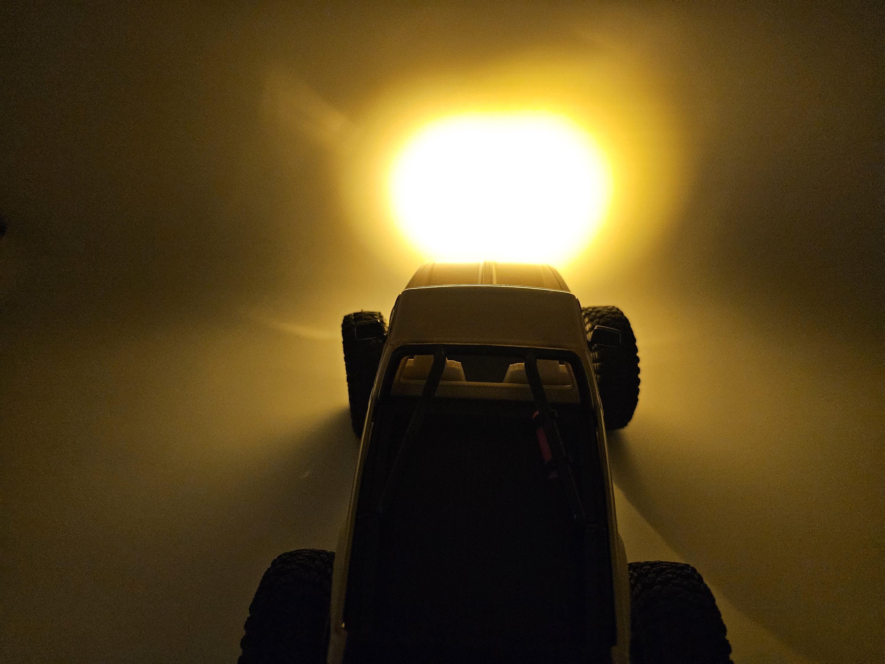 INJORA Lumières LED carrées pour TRX4M SCX24 1/18 1/24 RC Crawlers Mise à niveau, Blanc INJORA Lumières LED carrées pour TRX4M SCX24 1/18 1/24 RC Crawlers Mise à niveau, Blanc