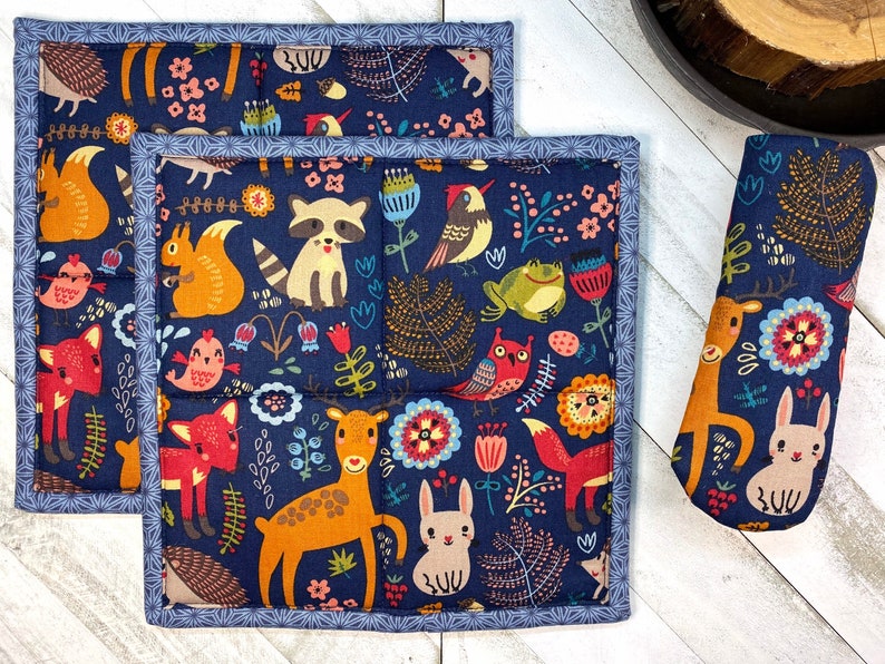 Handmade Pot holders /& Pan Handle Cover; Handmade; Hot pad; Skillet Sock; Potholders; Boho Woodland; Forest; Deer; Fox;Owl;Squirrel 3PC Set