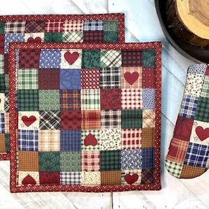 3PC Set! Handmade Pot holders & Pan Handle Cover; Handmade; Hot pad; Skillet Sock; Potholders; Americana Quilt; Vintage; Patchwork; Country