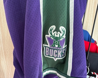 Milwaukee Bucks Vintage Nike Swingman 2000’s Shorts