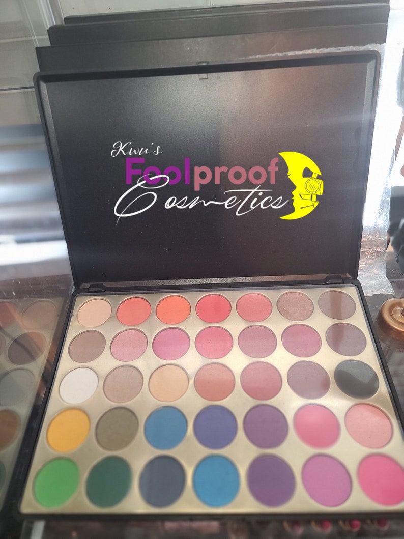 KWU’s FoolProof 35 Color Eye Shadow Palette KWU’s FoolProof 35 Color Eye Shadow Palette