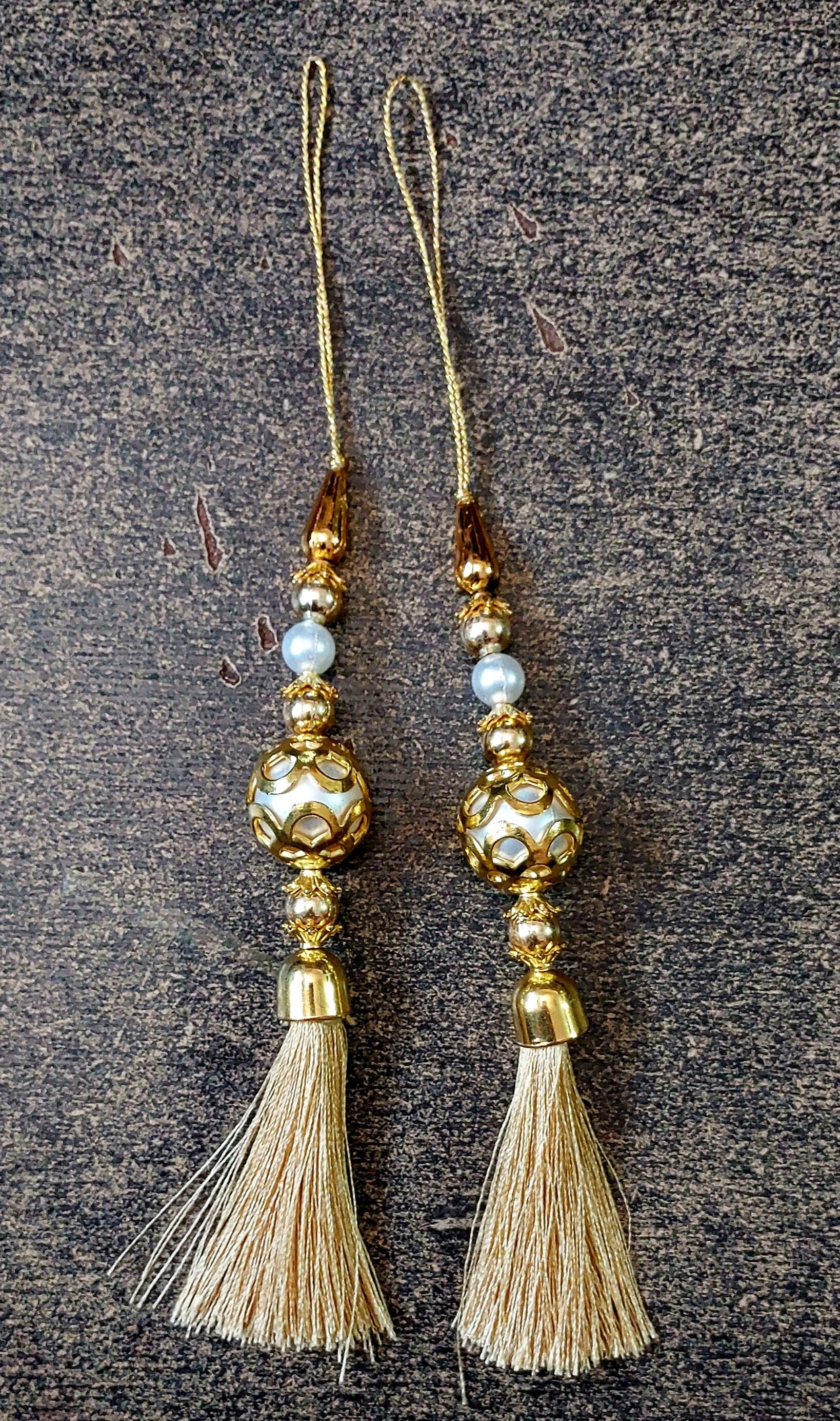 Gold latkan clearance