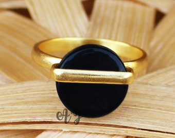 Black Onyx 12MM Round Flat Ring. Stacking Ring. Proposal Ring. Engagement Ring. Dainty Ring. 925 Silver Ring. Modern Minimalist Jewellry.