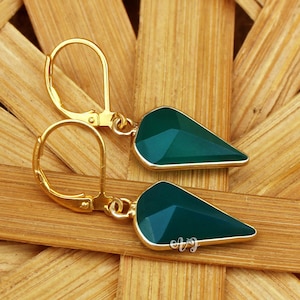 925 Silver Earrings. Faceted Arrowhead Leverback Earrings. Genuine Green Onyx Earrings Gift For Her. Delicate Green Chalcedony Earrings.