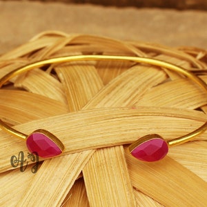 6.50 Inches Fuchsia Hot Pink Chalcedony 9x6MM Pear Checker Cut Gold Plated Fashion Bracelet*Neon Pink Jewelry*Flaming Pink Gemstone Braclet*