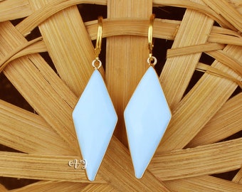 White Agate Earrings. 925 Silver Earrings Gift For Her. Small White Dainty Gemstone Earrings. White Agate Kite Earrings Jewellry Gift Item.