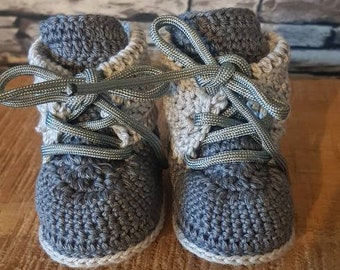 Crochet Baby Boots, crocheted baby boots