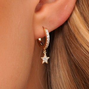Silver Star Earring, Tiny Star Dangle Hoop Earrings, Gold Star Huggie Hoop, Silver Star Hoop, Star Dangle Earrings, Minimalist Earrings