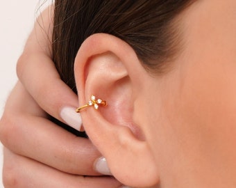 Ear Cuff no piercing | Claw Gold Ear Cuff |  gold ear cuff | ear cuff non pierced | fake helix piercing | ear cuffs | fake piercings