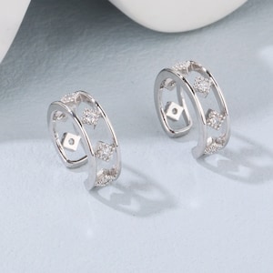 Boucles d'oreilles fines baguette et conque CZ ronde • Argent sterling 925 • Clous en hélice de tragus • Clous en cartilage en or • Clous d'oreilles en diamant