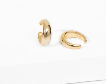 Dainty Gold Ear Cuff No Piercing, Minimalist Huggie Fake Hoops, Tiny Non-Pierce Cuff Earring for Cartilage or Helix, Christmas Gifts