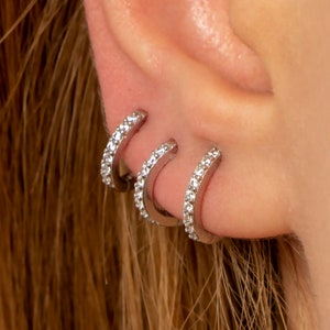 Small Silver Hoop Earrings, Silver Huggie Hoop Earrings,  Gold Hoop Earrings 18k, Silver Hoop, Cubic Zirconia Hoop Earring, Small Helix Hoop