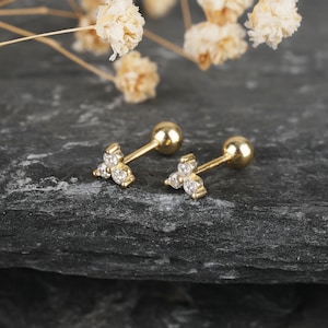 Clous d'oreilles petite fleur, clous d'oreilles en argent Cz délicats, clou d'oreilles fleur en argent, clou d'oreille en or, boucles d'oreilles Cz délicates, boucles d'oreilles minimalistes