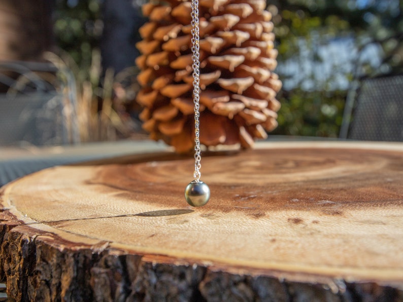 The Dainty Collection Dainty Sterling Silver .925 Tahitian Black Pearl Necklace