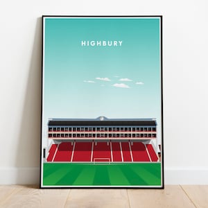 Puede incluir: Una ilustración minimalista del estadio de Highbury, el antiguo hogar del Arsenal Football Club. El estadio se representa en un estilo simple y plano con un campo verde, gradas rojas y un techo azul. Las palabras "Highbury" están impresas en blanco en la parte superior de la imagen.