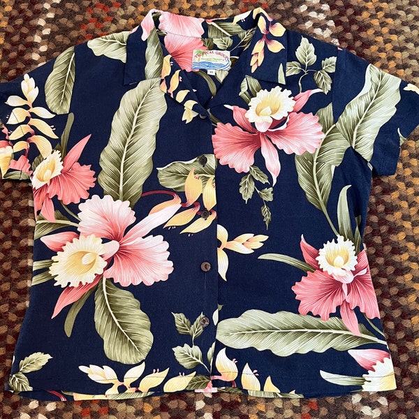 Tropical Group Extra Small Women’s Hawaiian Button Up Tee Shirt Floral 100% Rayon Hawaiian Fashion Honolulu Vintage Top Xsmall