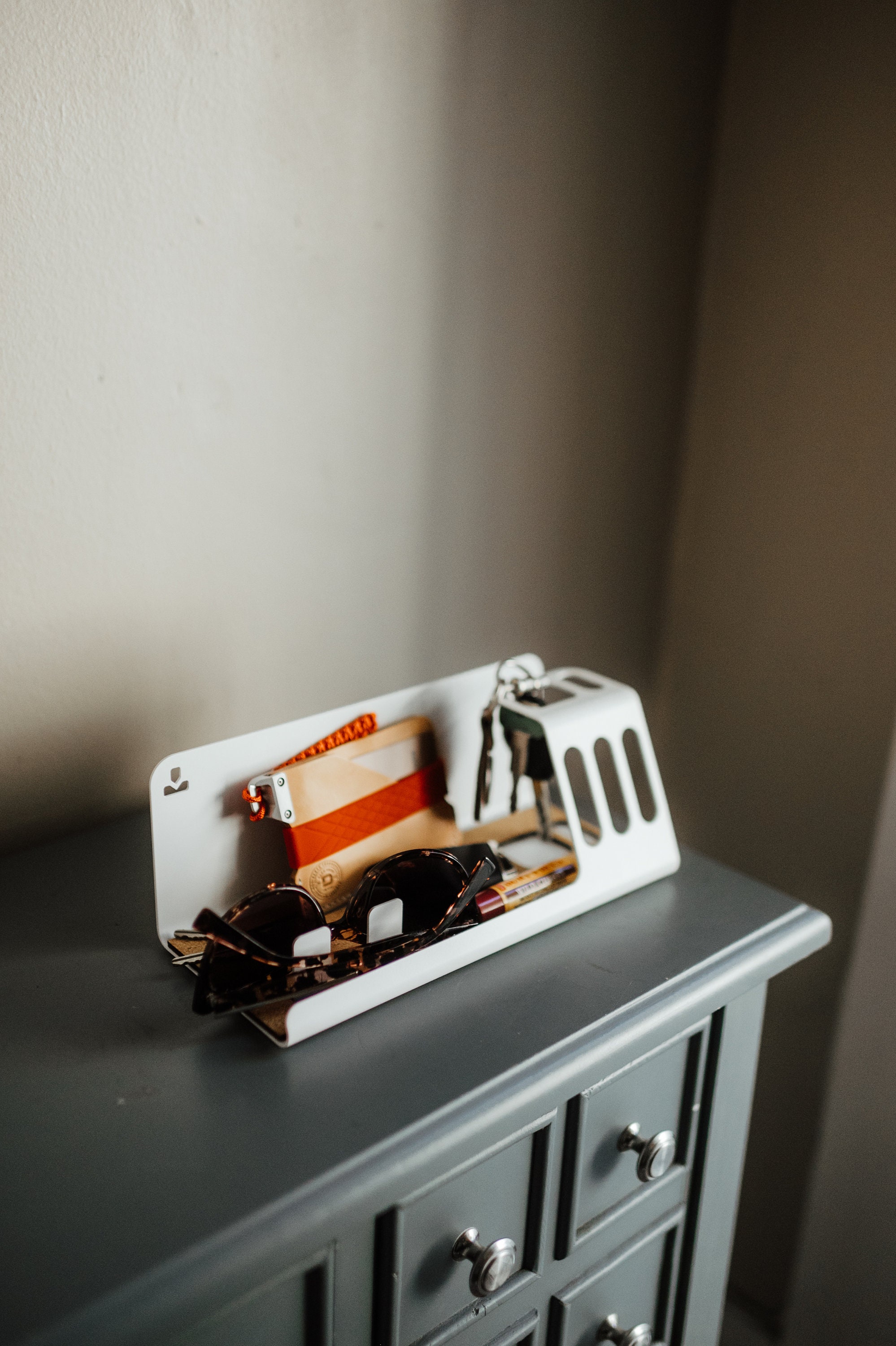 desk organizer docking station