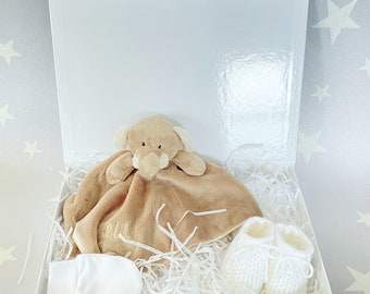 CADEAU BIENVENUE BÉBÉ, cadeau bébé neutre, cadeau de naissance, boîte cadeau bébé, panier bébé, doudou bébé éléphant, cadeaux bébé uniques, fait à la main