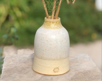 Handgemaakte stenen flesvaas