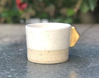 Handgemaakte mok van Milk & Gold voor een lange kop koffie