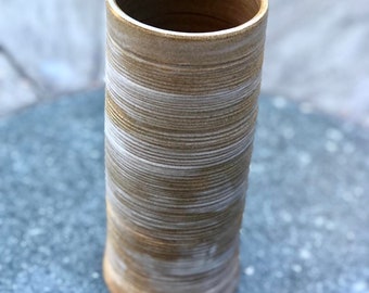 Vase texturé en grès