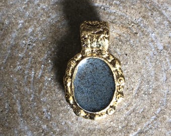 Retro grijze porseleinen hanger