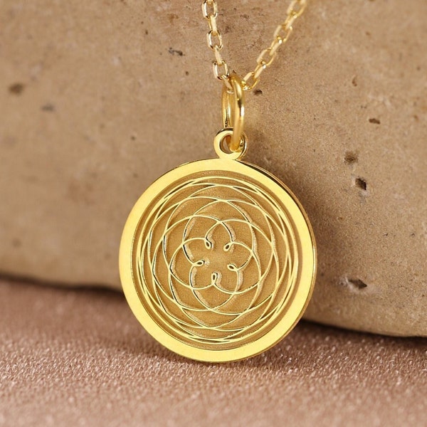 14k Solid Gold Venus Necklace , Flower of Life Real Gold Pendant , Pesronalized Venus Flower Pendant , Dainty Disc Jewelry , Gift for woman