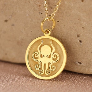 14k Solid Gold Octopus Necklace , Personalised Tentacle Pendant , Solid Gold Kraken Disc Necklace , Sea Animal ,Ocean Pendant ,Birthday Gift