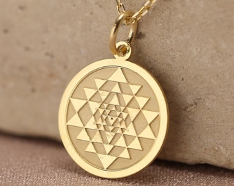 Collar Sri Yantra de oro macizo de 14k, colgante Sri Yantra personalizado, collar chakra, colgante de yoga, amuleto de meditación, regalo de cumpleaños