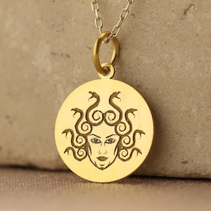 14k Solid Gold Medusa Necklace , Personalized Medusa Gold Pendant , Medusa Mythology Pendant , 14k Real Gold Medusa , Woman Gift