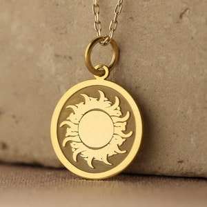 Collar de sol de oro macizo de 14k, colgante de sol personalizado, colgante de sol, collar de sol de oro real de 14k, regalo del Día de las Madres, regalo de mamá mujer