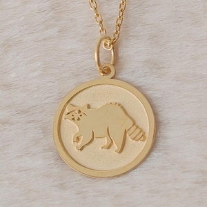 14k Gold Raccoon Necklace , Personalized Raccoon Pendant , Raccoon Charm Jewelry, Gold Raccoon Disc Jewelry, Wild Animal Jewelry , Mom Gift
