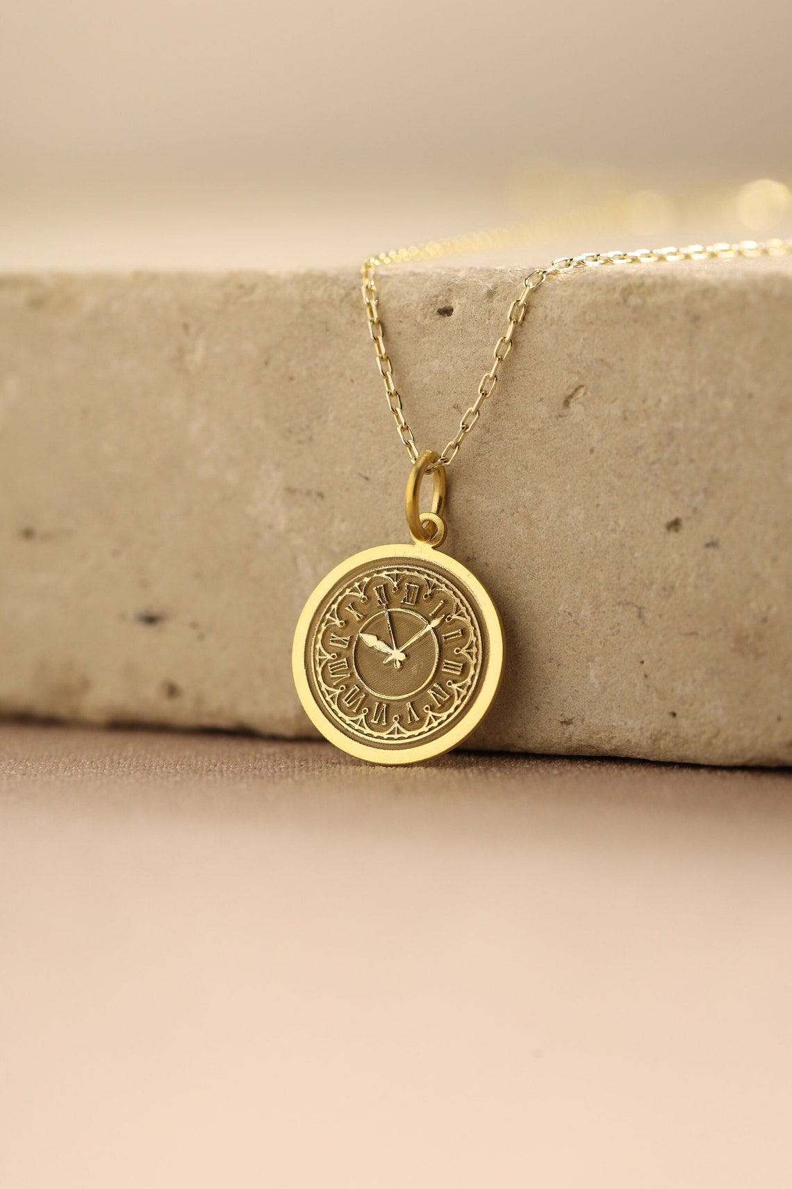 14k Solid Gold Clock Necklace Personalized Vintage Clock Etsy