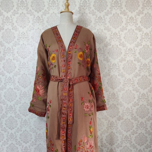 Kashmiri Robe, Kashmiri Dressing Gown, Embroidered Wool Dressing Gown, Floral Embroidered Kimono Robe, Artisan Made Robe, Pure Wool Robe